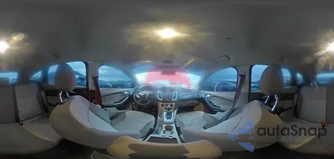 2012 Ford Focus Se z USA, uszkodzony, nr VIN 1FAHP3K25CL219589